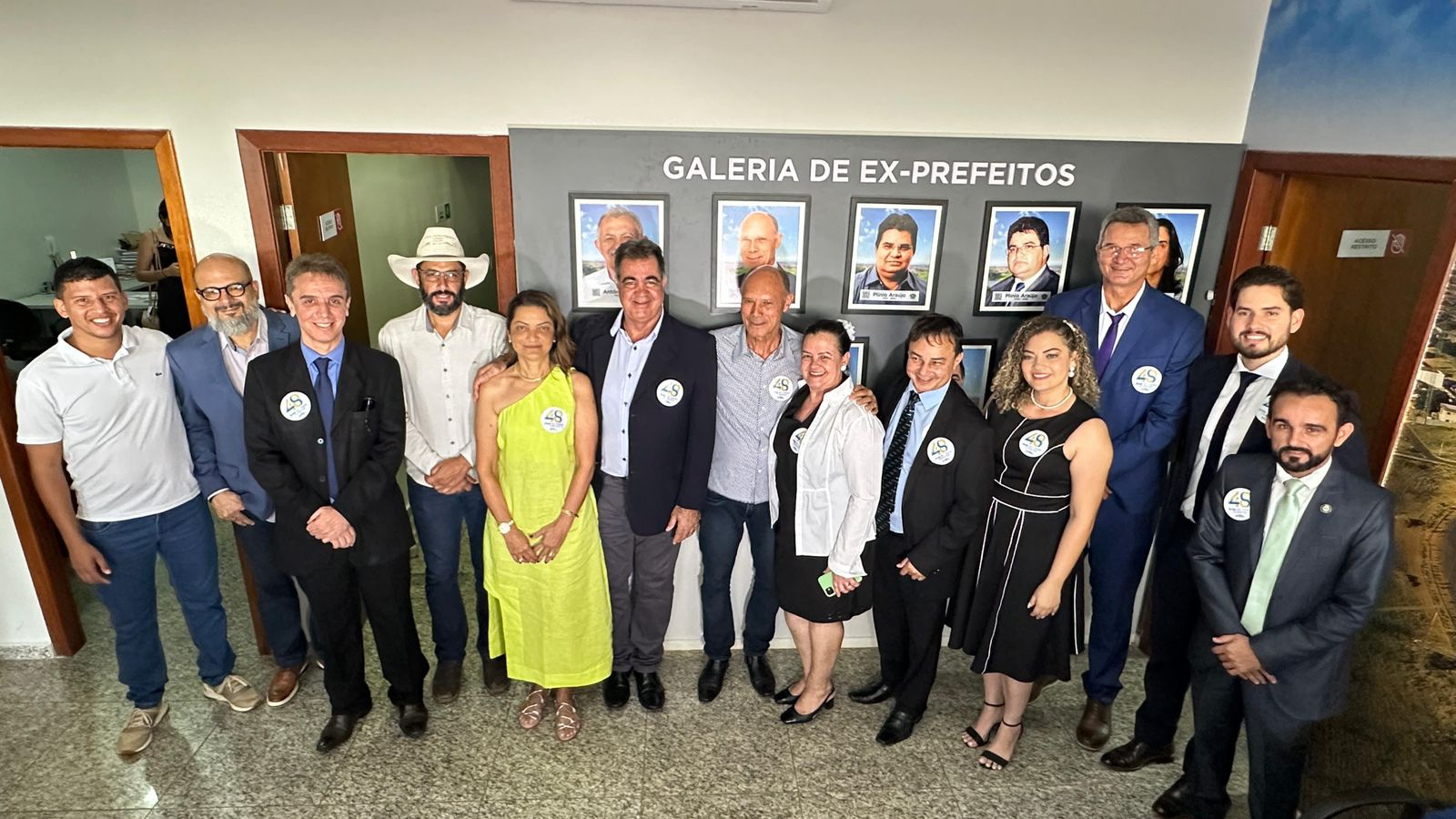 Galeria dos Ex-Prefeitos é Inaugurada em Cidade Ocidental como Marco de Reconhecimento e Gratidão