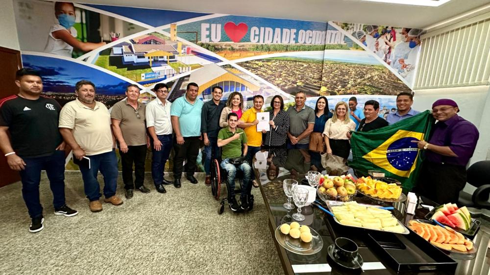 Damares Alves visita Cidade Ocidental e debate investimentos em políticas públicas para mulheres e crianças