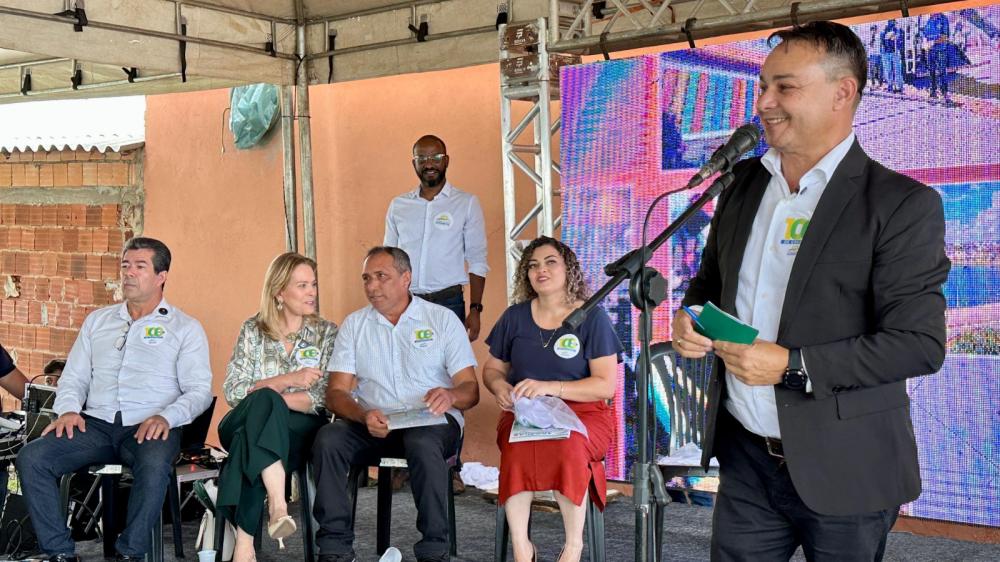 Prefeitura retoma o Momento Cívico com apresentação dos 100 dias de gestão